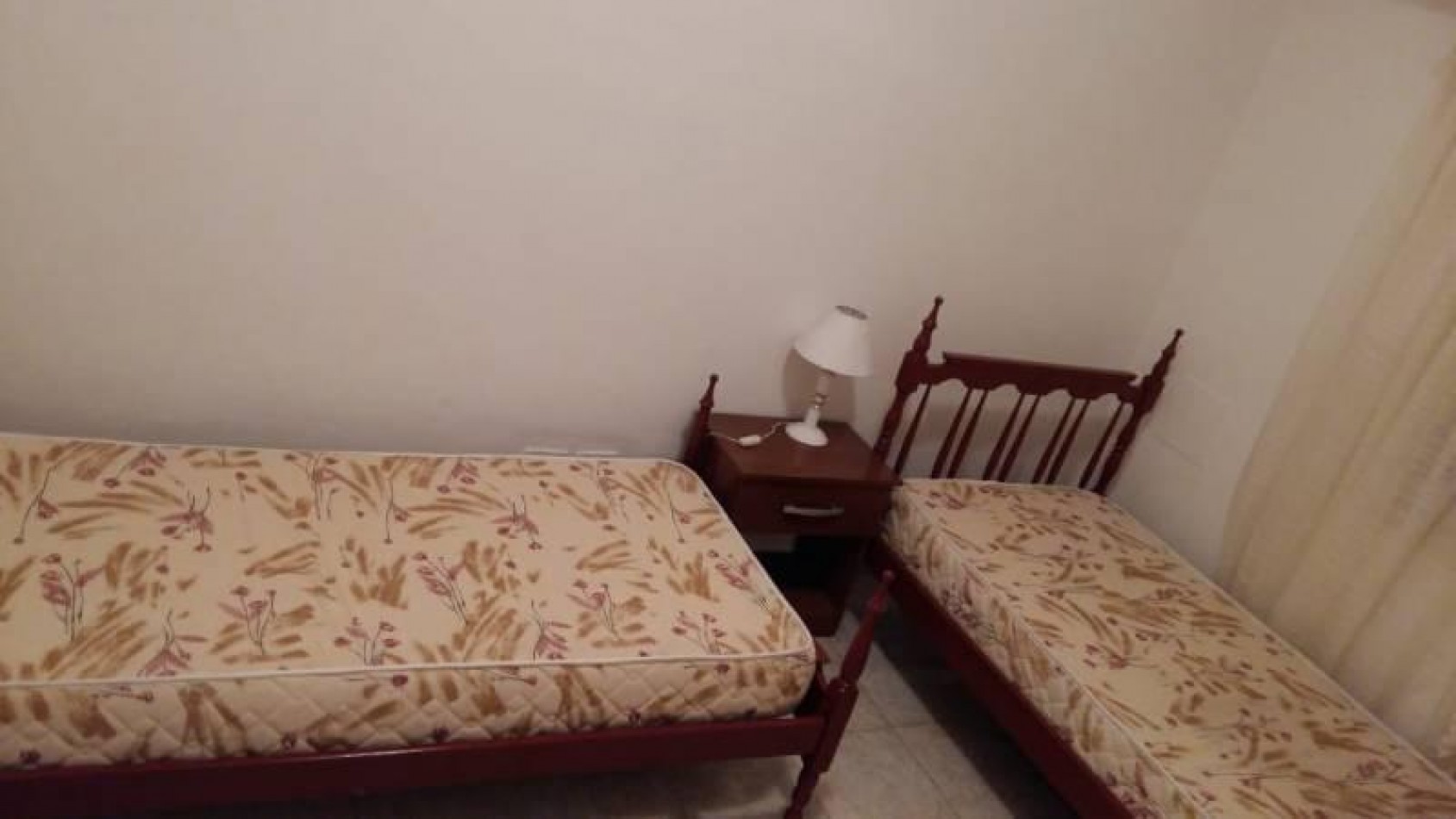 VENTA CASA 5 AMBIENTES Necochea