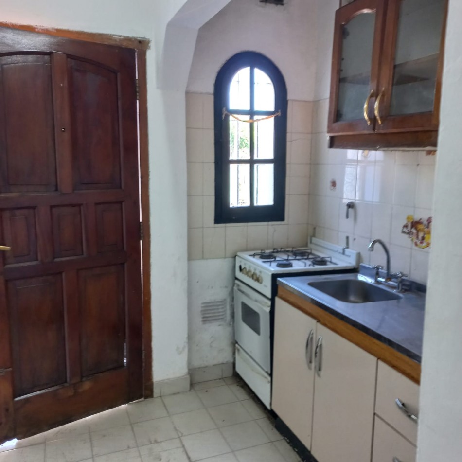 ALQUILER PH 2 AMBIENTES CIUDAD EVITA