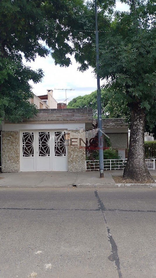 VENTA CASA 3 AMBIENTES VILLA LUGANO