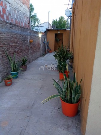VENTA CASA 3 AMBIENTES Merlo