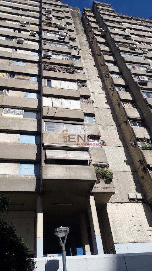 VENTA DEPARTAMENTO 4 AMBIENTES LUGANO 1 Y 2