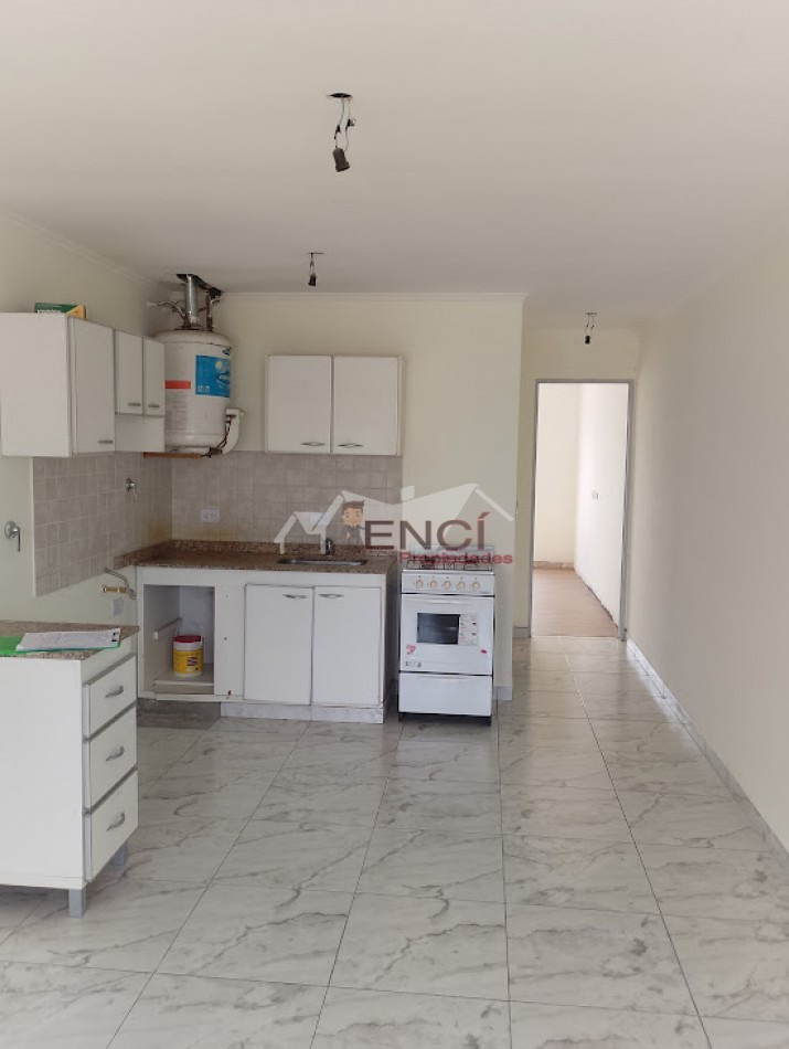VENTA PH 2 AMBIENTES MORON