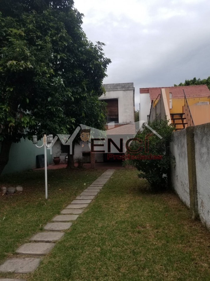 VENTA CASA 6 AMBIENTES VILLA PUEYRREDON