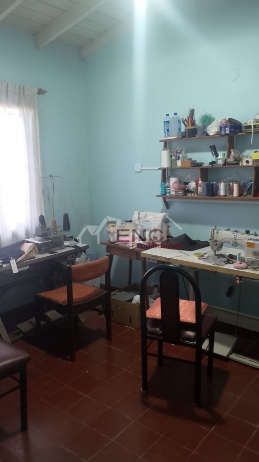 VENTA CASA 4 AMBIENTES CIUDAD EVITA