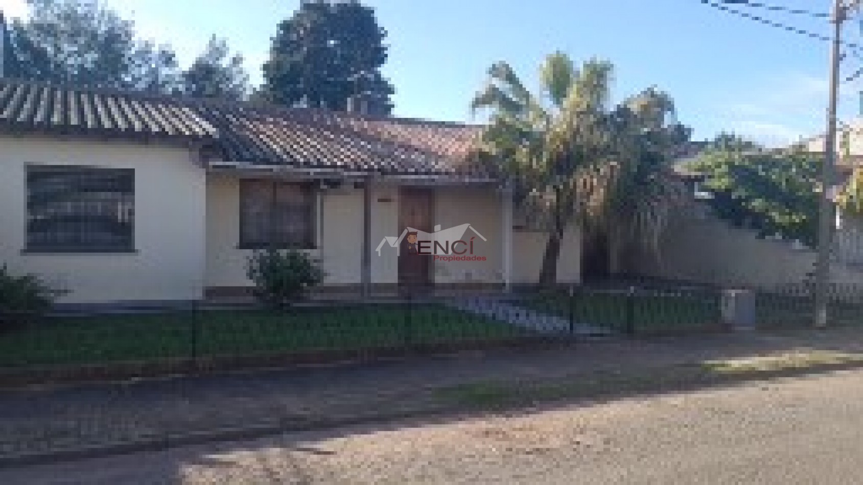 VENTA CASA 4 AMBIENTES CIUDAD EVITA