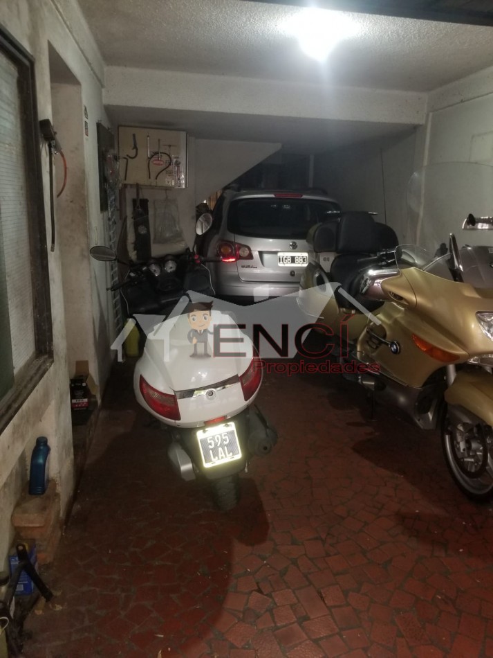 VENTA CASA 6 AMBIENTES VILLA PUEYRREDON