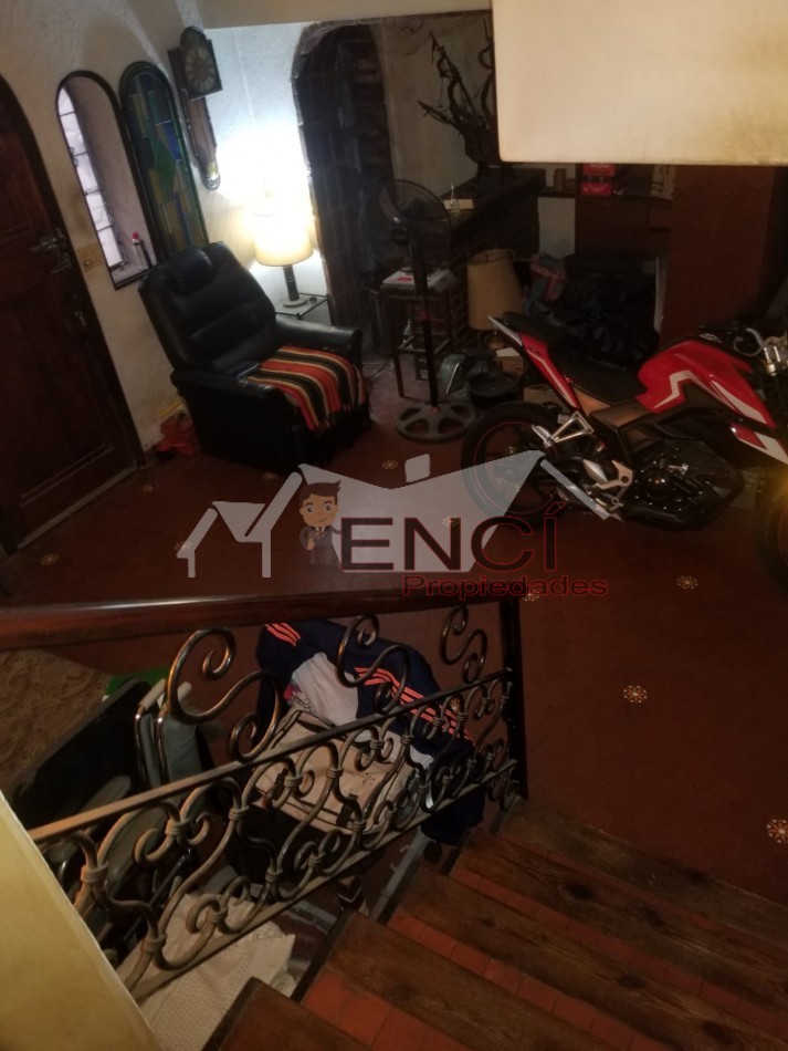 VENTA CASA 6 AMBIENTES VILLA PUEYRREDON