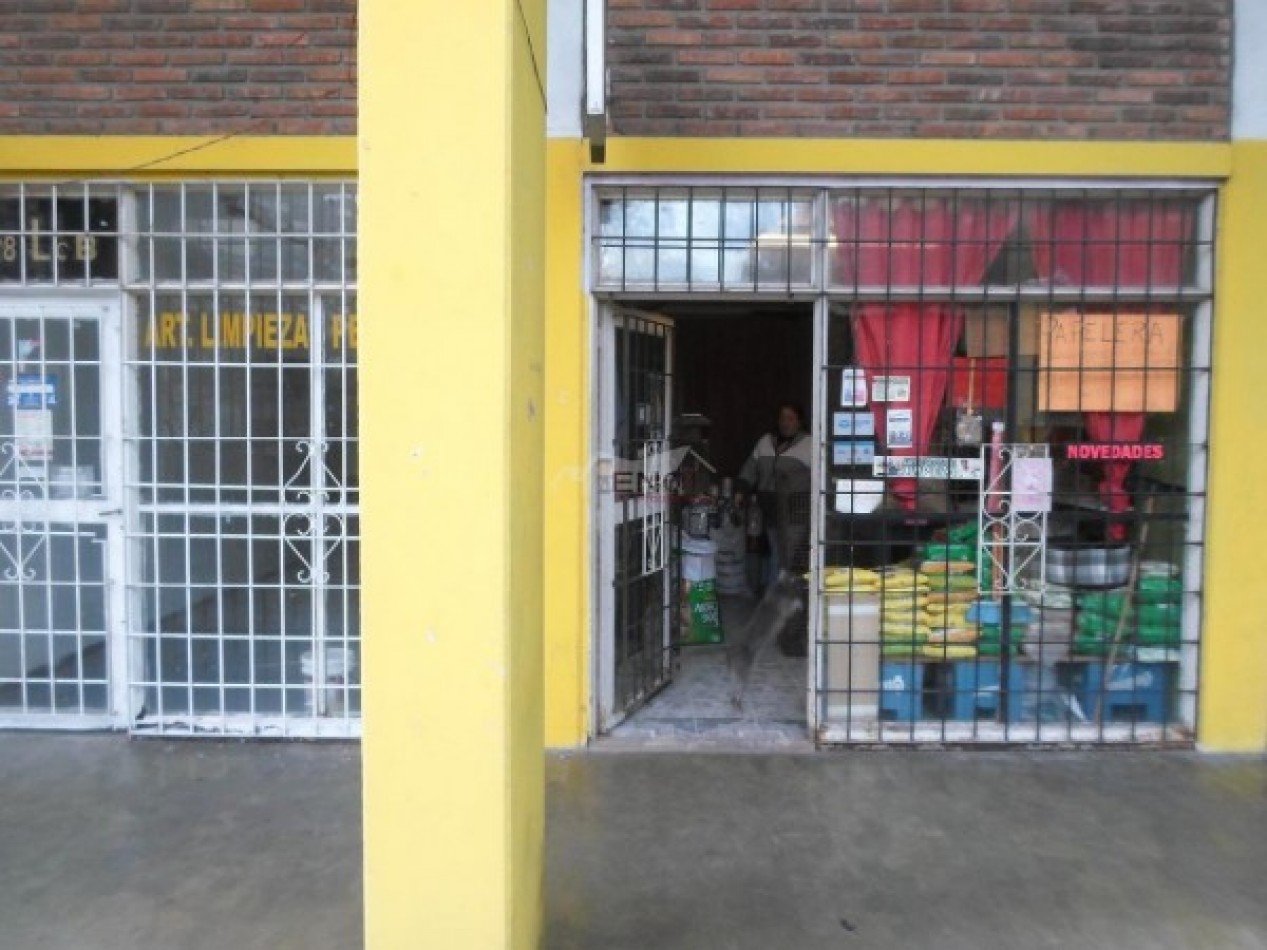 VENTA 3 LOCALES Lugano 1 y 2