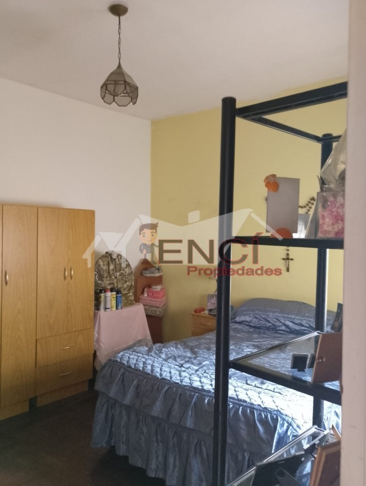 Terreno con Casa 8 ambientes VENTA Villa Lugano