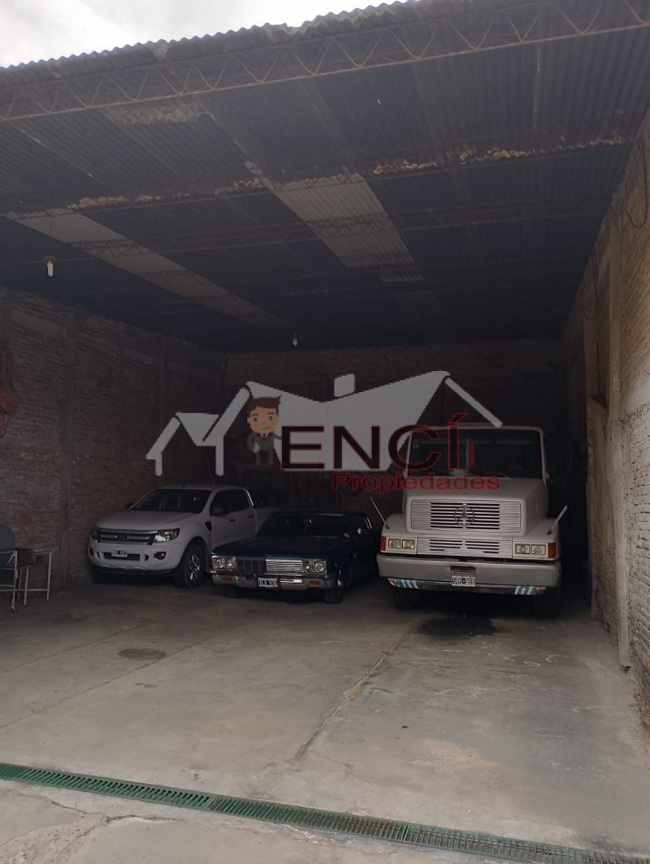 Terreno con Casa 8 ambientes VENTA Villa Lugano