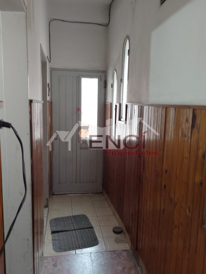 Terreno con Casa 8 ambientes VENTA Villa Lugano