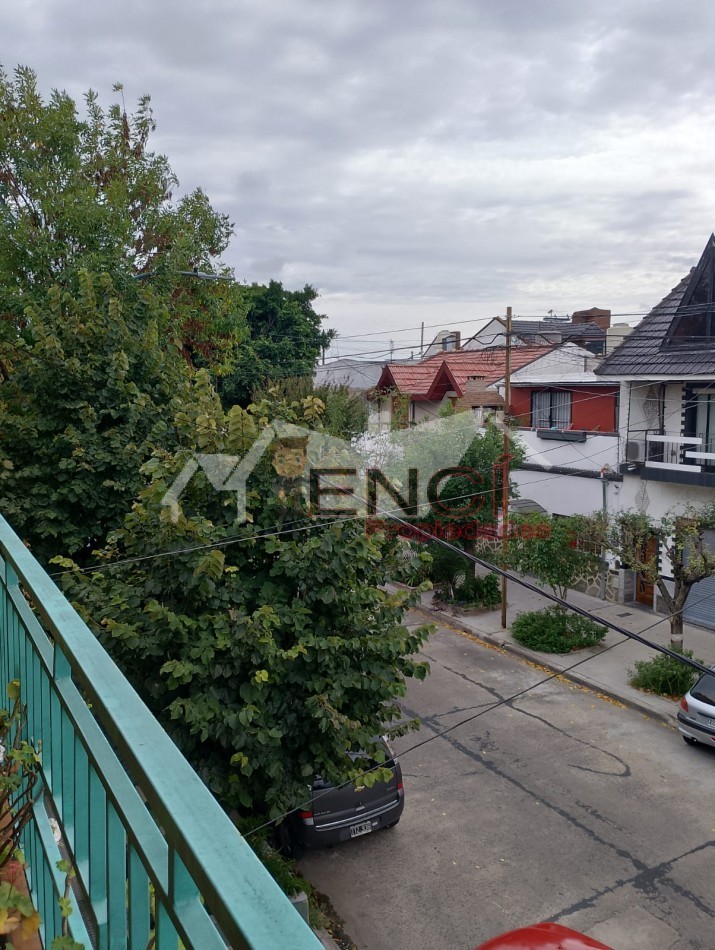 Terreno con Casa 8 ambientes VENTA Villa Lugano