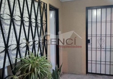 VENTA CASA 3 AMBIENTES Merlo